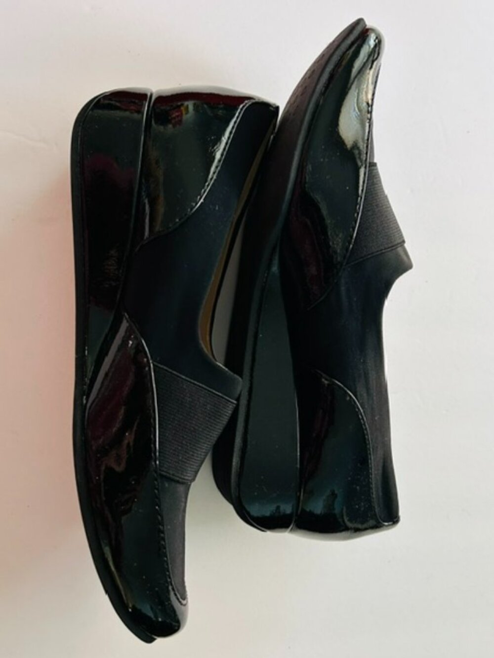NWT Adrienne Vittadini Black Loafer Pump, Size 8M